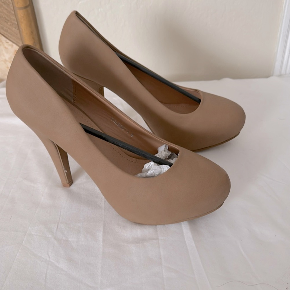 TOP Moda Size 9 heels